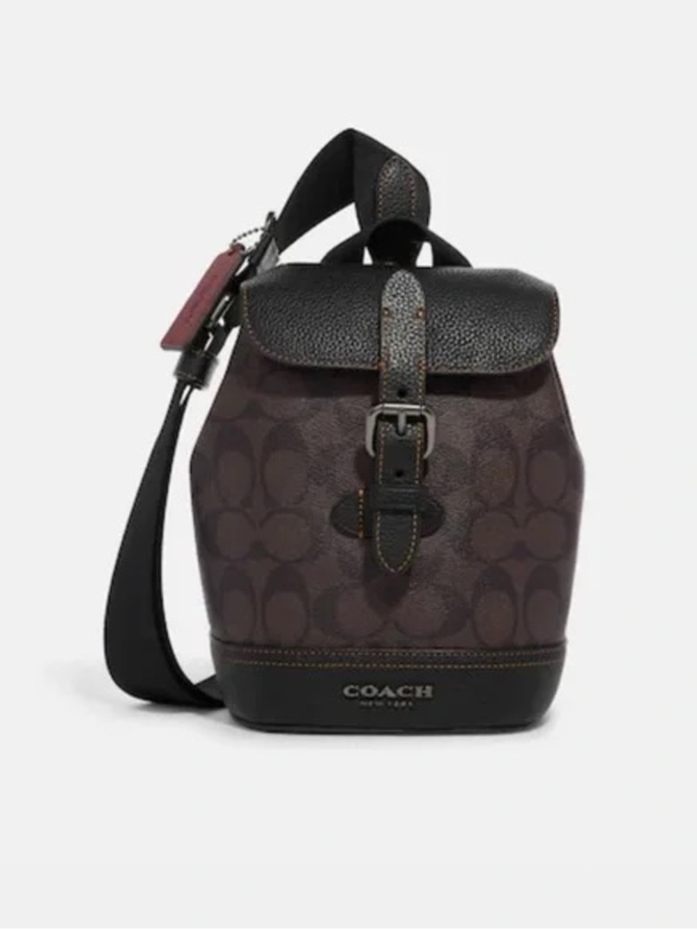 Coach Hudson Small Pack in
Signature Canvas